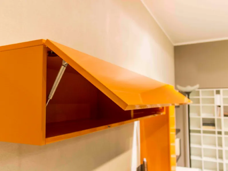 Parete attrezzata in laccato lucido stile design Parete design  Dall'agnese
