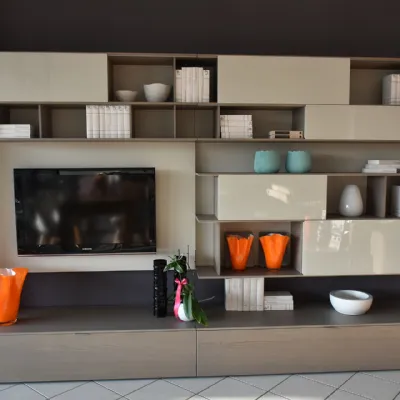 Parete attrezzata Lampo di Design in legno, vetro e laccato opaco di Sangiacomo