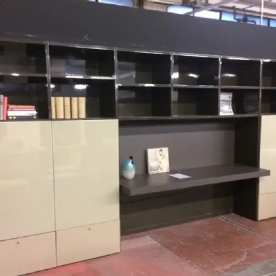 Soggiorno completo Metropolis di Tisettanta in stile design a prezzi outlet