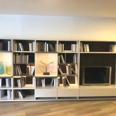 Parete attrezzata Wall system della marca Poliform con uno sconto esclusivo