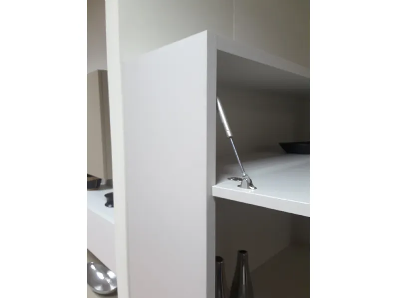 Parete attrezzata Living system di Novamobili scontata del 70%