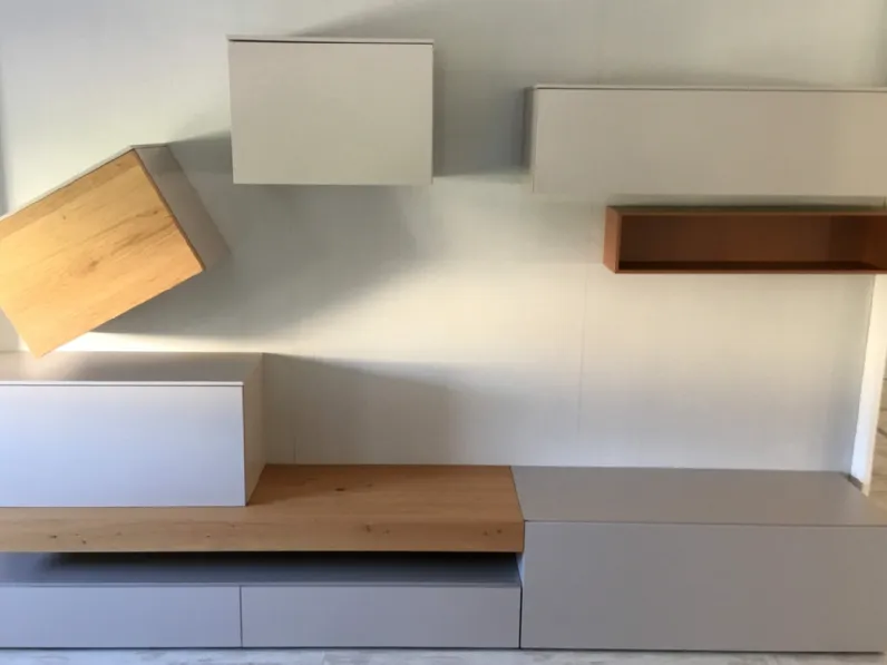 Parete attrezzata Parete soggiono santa lucia decorativo e legno nodato di Santalucia in OFFERTA OUTLET