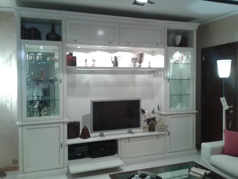 Mobile soggiorno modello Prestige mobile boiserie di Prestige a PREZZI OUTLET
