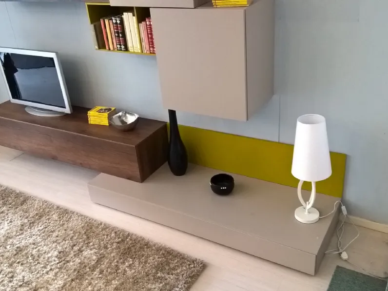Soggiorno Siloma laccato opaco e in laminato materico  a prezzo scontato
