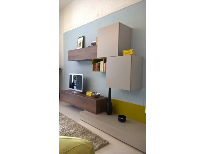 Soggiorno Siloma laccato opaco e in laminato materico  a prezzo scontato
