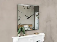 Specchio stile moderna modello Moment con orologio in OFFERTA OUTLET 