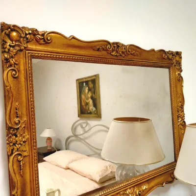 Specchiera modello Barocchetto di Artigianale con forte sconto