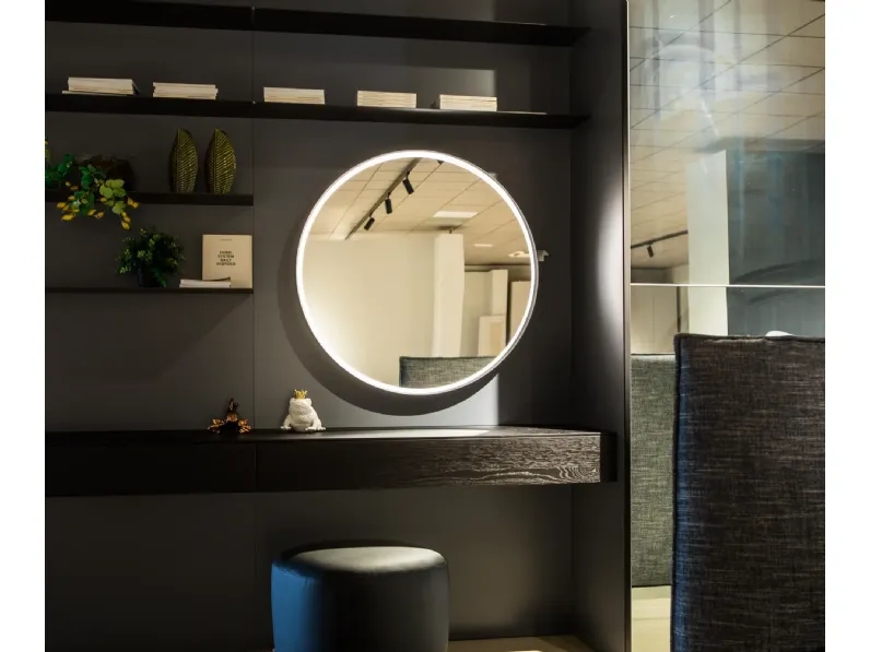 Specchio Deep di Novamobili in stile design 