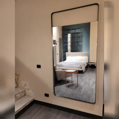 Specchio design Elvis di Cantori a prezzo scontato
