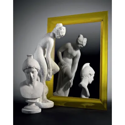Specchio modello Fran�ois ghost di Kartell con forte sconto