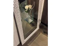 Specchio modello Specchio artigianale con cornice bianca-argento di Artigianale a prezzi outlet
