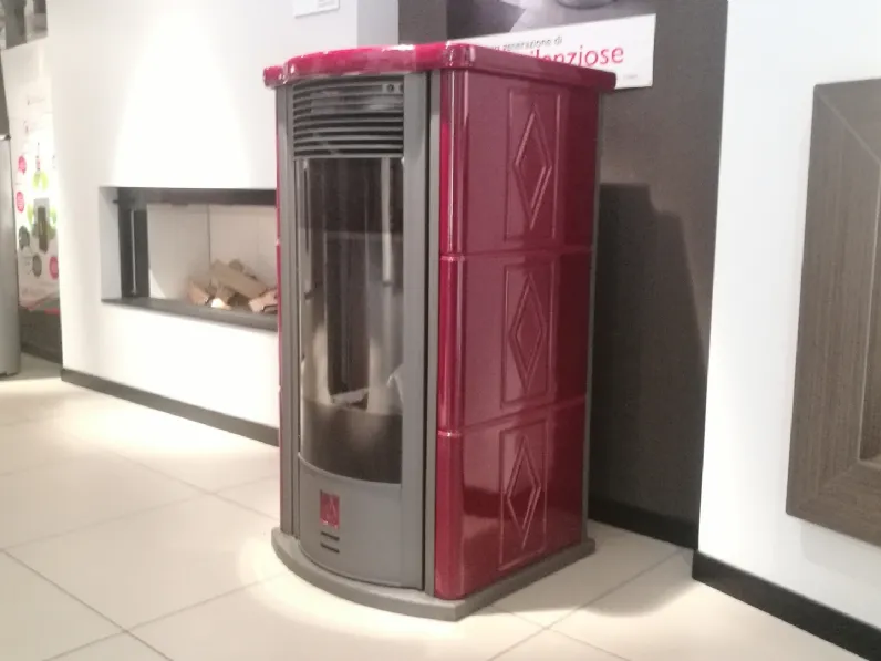 Stufa a pellet Artigianale a prezzo ribassato 45%