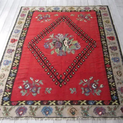 Tappeto classico Kilim, tappeto orientale rombo centrale, rug Tisca a prezzo scontato