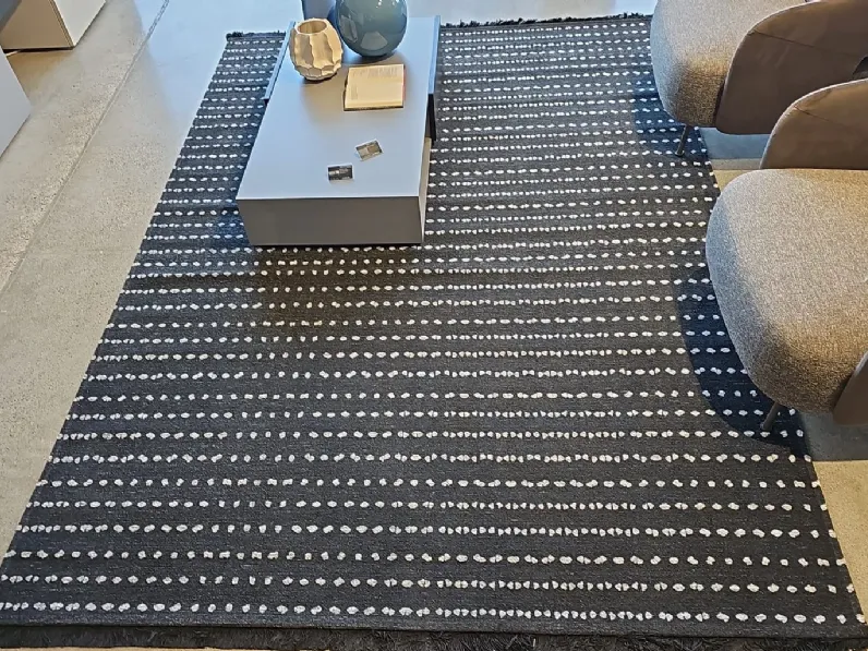 Tappeto Moderno in fibra sintetica  modello Tappeto tomasella dark spot a prezzi outlet
