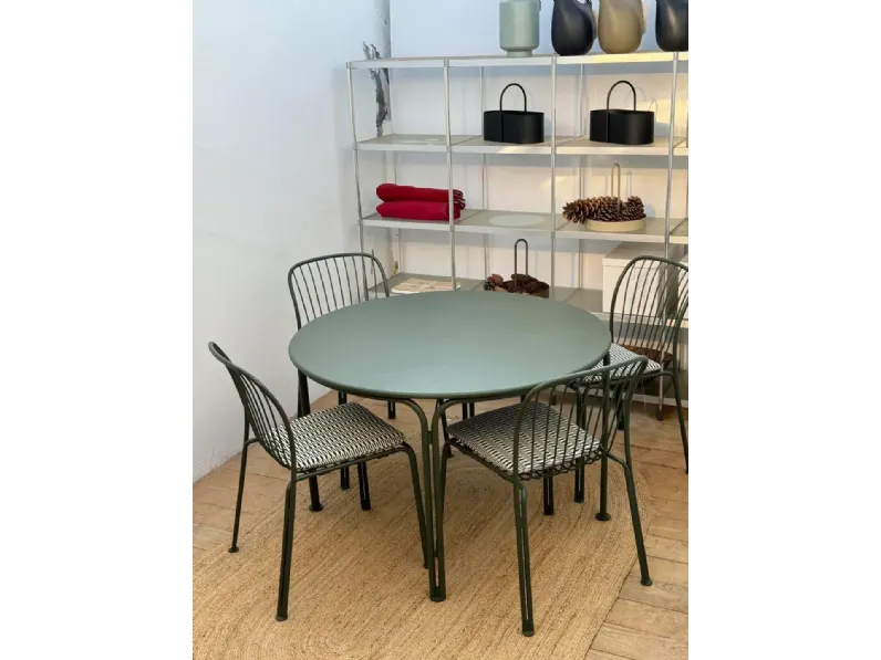 Tavolo per l'esterno modello Thorvald tavolo con sedie Collezione esclusiva a prezzi convenienti