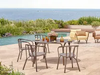 Tavolo modello Angel tavolo con sedie da giardino Emu in Offerta Outlet 