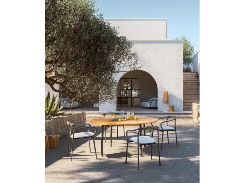Tavolo modello Versilia per l'esterno Unopi� in Offerta Outlet 