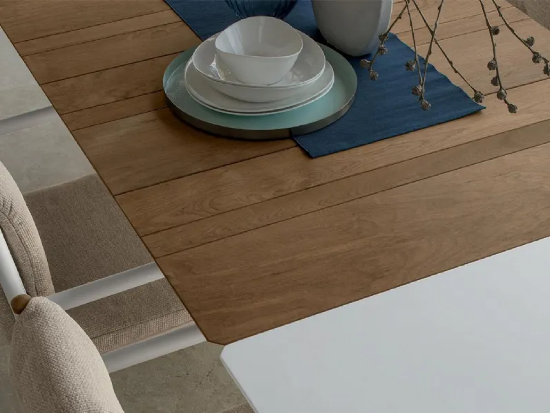 Tavolo per l'esterno modello Domino da 160/215 teak/bianco Talenti con forte sconto