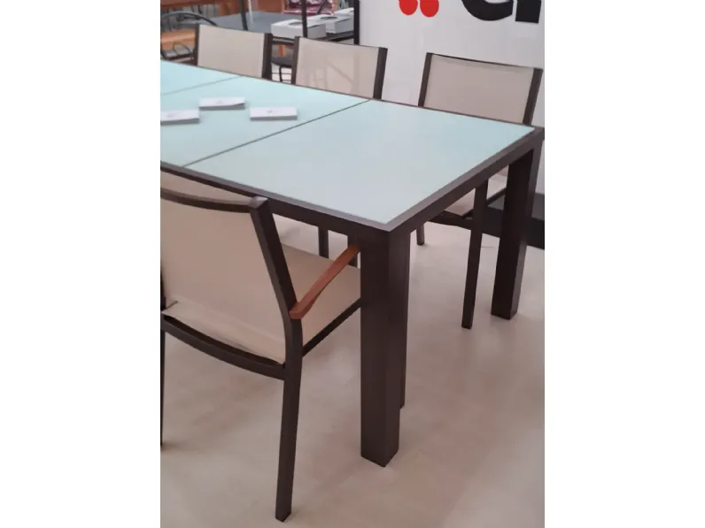 Tavolo da giardino Fast Emu a prezzo ribassato