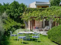 Tavolo modello Como da giardino Emu a prezzo Outlet 