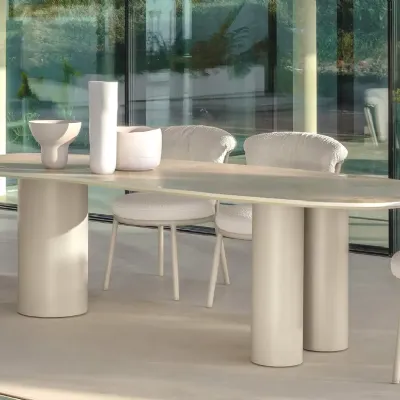 Tavolo per l'esterno Tavolo mod james 260x105 con 8 poltrone a marchio Talenti a prezzo scontato