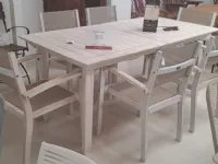 Tavolo da giardino Honduras a marchio Emu a prezzo ribassato