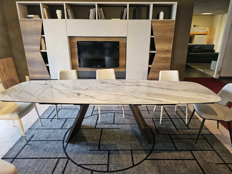 Tavolo allungabile Icaro  di Calligaris a prezzo riservato 