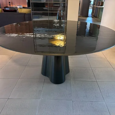 Tavoli Cassina Treflo