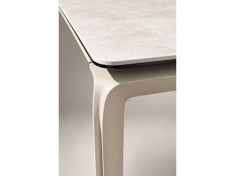 Tavoli Stones Rail