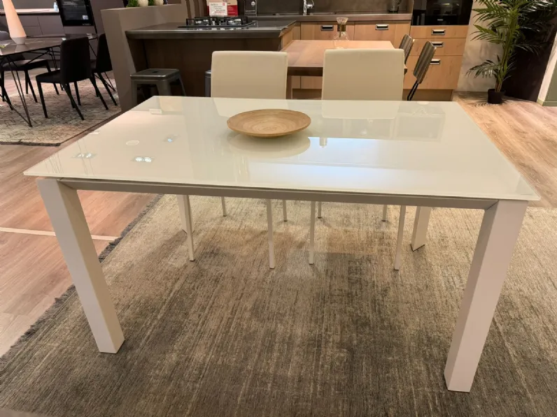 Tavolo rettangolare in vetro Account di Stones in Offerta Outlet