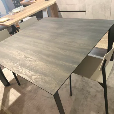 Tavolo quadrato in laminato Diamante di Pointhouse in Offerta Outlet