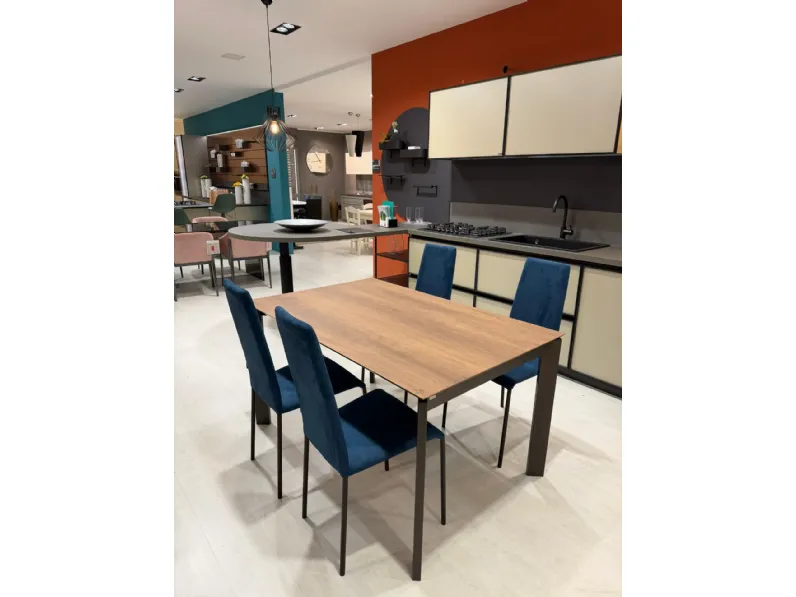 Tavolo in laminato rettangolare Space Scavolini a prezzo scontato