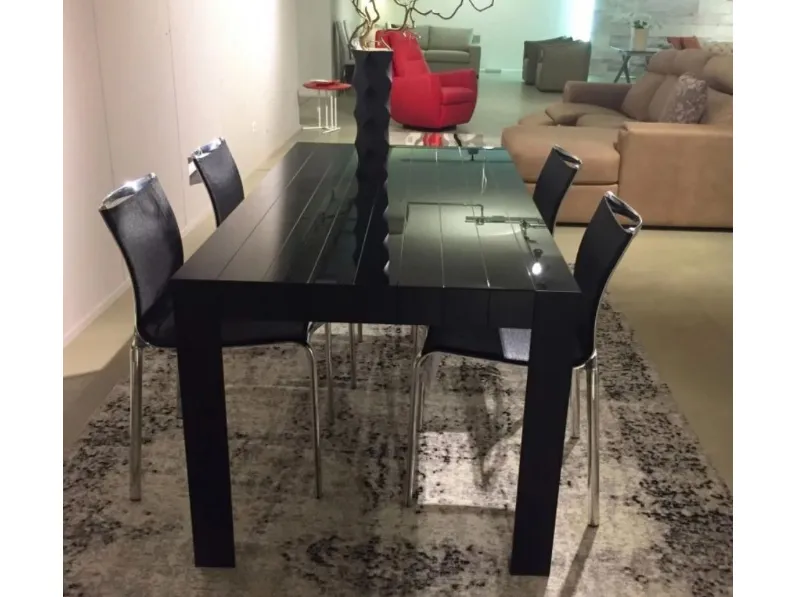 Tavolo rettangolare Tavolo cross strttura nera piano cristallo extrachiaro bonaldobonaldo Bonaldo scontato del 55%