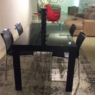 Tavolo rettangolare Tavolo cross strttura nera piano cristallo extrachiaro bonaldobonaldo Bonaldo scontato del 55%