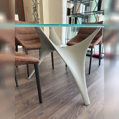Tavolo Arc di Molteni & c scontato del 30%