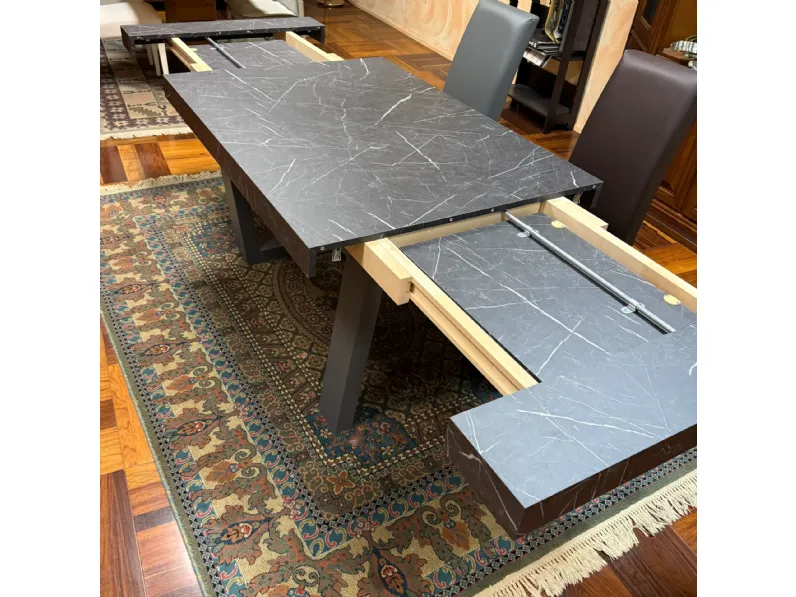 Tavolo rettangolare in laminato Aria di Artigianale in Offerta Outlet