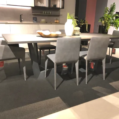 Tavolo Art di Bonaldo scontato del 45%