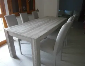 tavolo artigianale in legno 