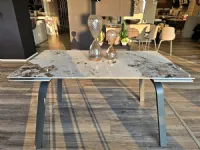 Tavolo in ceramica rettangolare Nick Artigianale a prezzo scontato