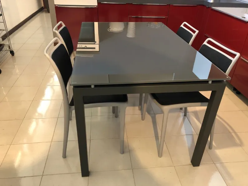 Tavolo in offerta outlet modello Auriga di Target point 