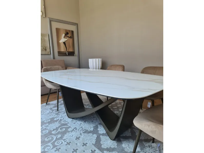 Tavolo in marmo sagomato Bach Bontempi in offerta outlet