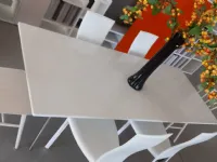 Tavolo in vetro rettangolare Baguette Magis in offerta outlet