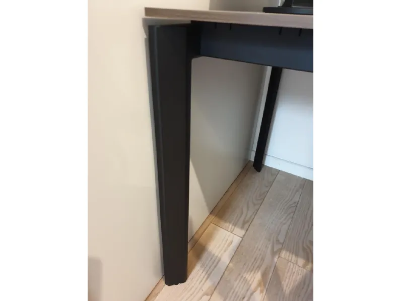Tavolo rettangolare in laminato Cinquanta3 di Battistella in Offerta Outlet