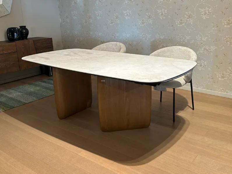 Tavolo ellittico Riverstone di Calligaris a prezzo riservato 