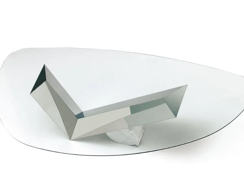 Outlet: Tavolo Cattelan Italia, piano in vetro sagomato. Prezzo imbattibile!