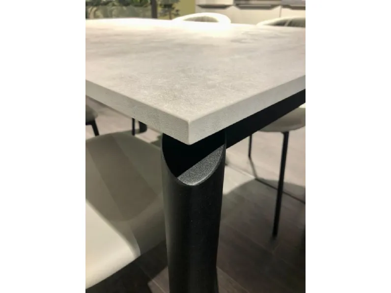 Tavolo Circle Zamagna in OFFERTA OUTLET -32%