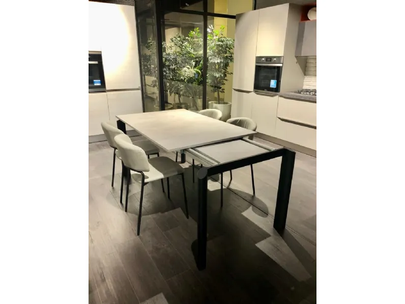 Tavolo Circle Zamagna in OFFERTA OUTLET -32%