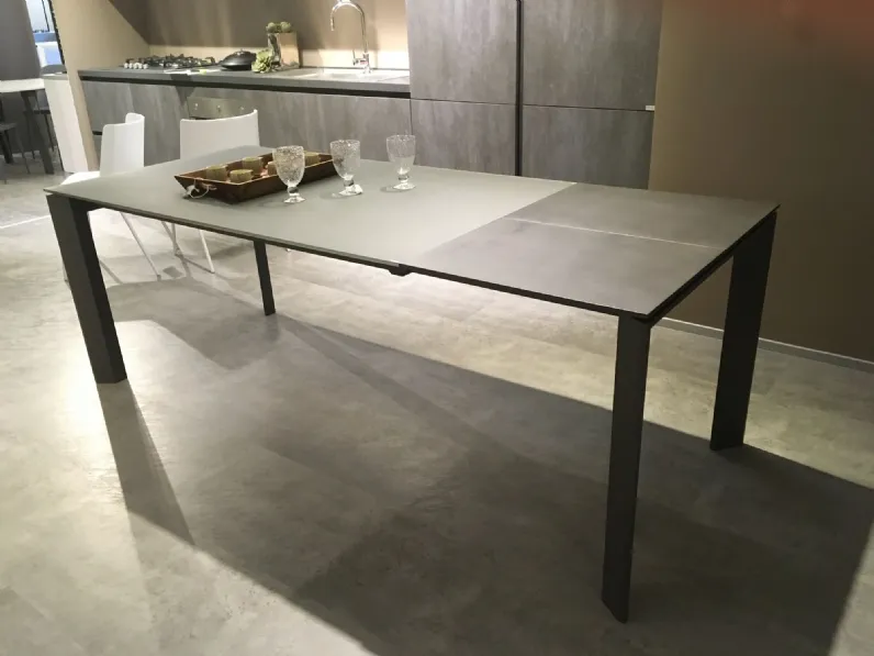 Tavolo in vetro rettangolare Gregory Collezione esclusiva a prezzo scontato