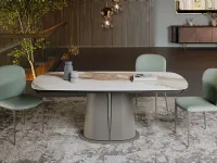 Tavolo con piano in ceramica sagomato di Cattelan italia a PREZZO OUTLET 