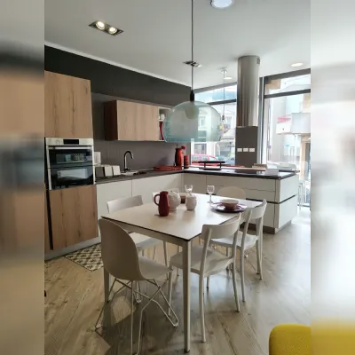 TAVOLO Connubia� eminence cb4724 r 130 b  SCONTATO a PREZZI OUTLET 